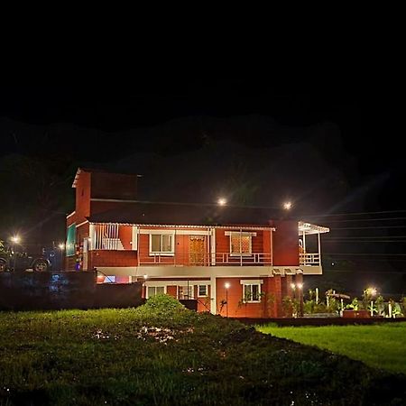 Shisha The Lake-Touch Home Stay Mulshi Waki Bagian luar foto